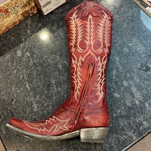 Women’s 8.5 Old Gringo red distressed Mayra BIS boots.